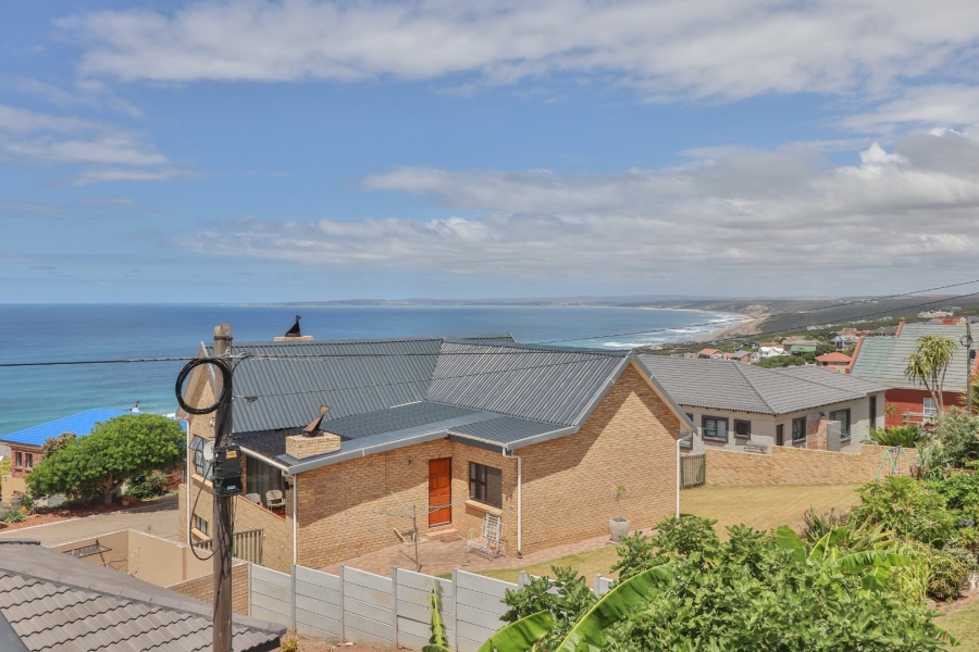 4 Bedroom Property for Sale in Dana Bay Western Cape